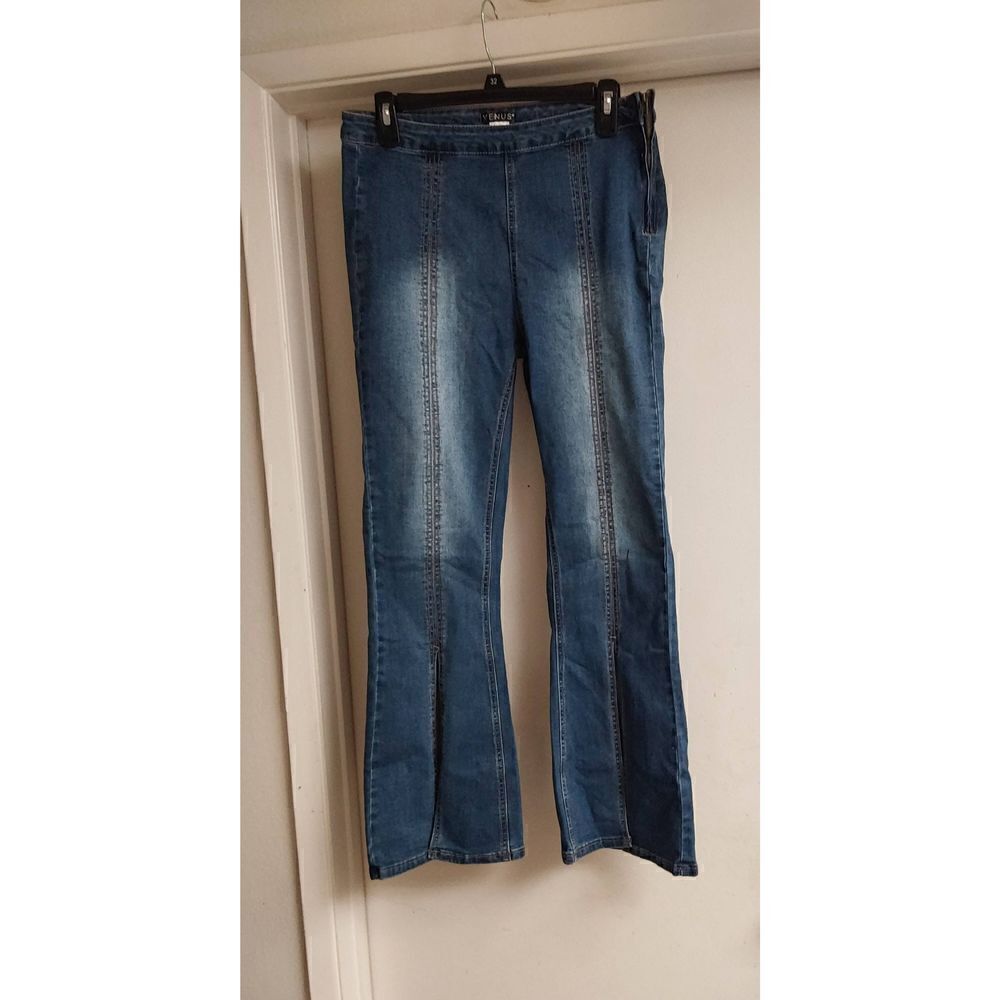 NWOT~Venus Dark Wash Pinstripe Effect Boot Cut Jeans Sz 10